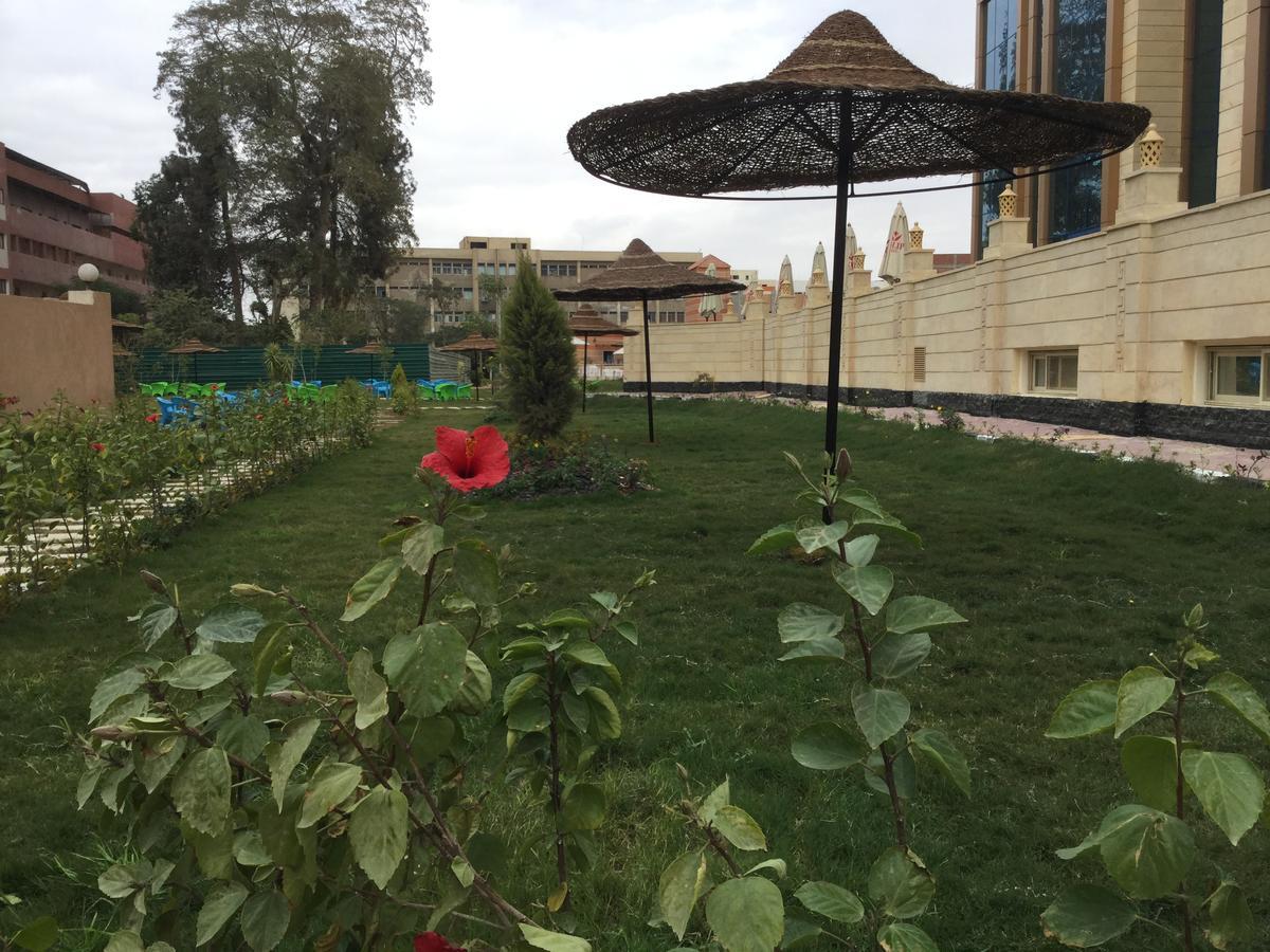 Jewel Inn Bani Szuvajf Kültér fotó