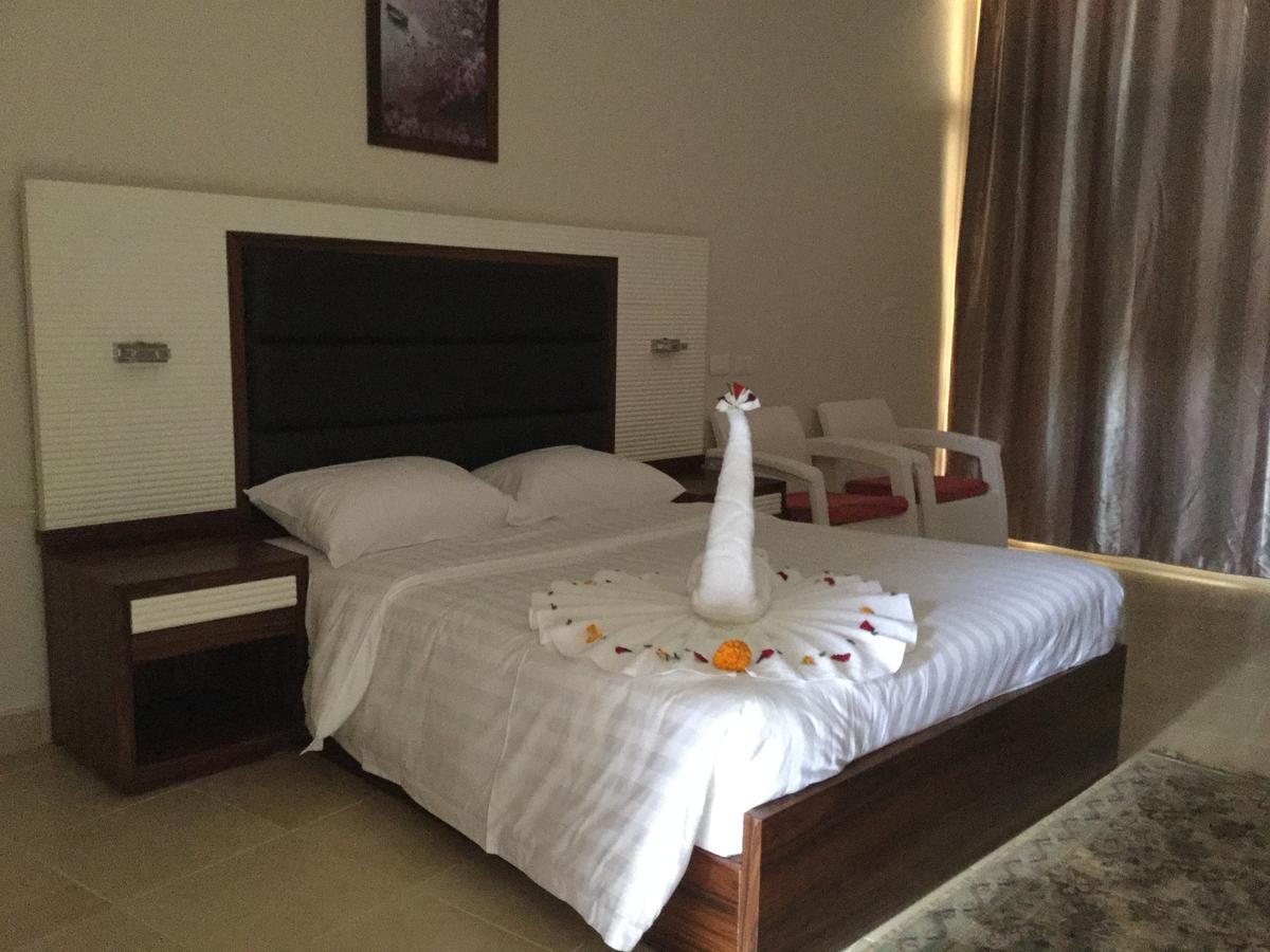Jewel Inn Bani Szuvajf Kültér fotó
